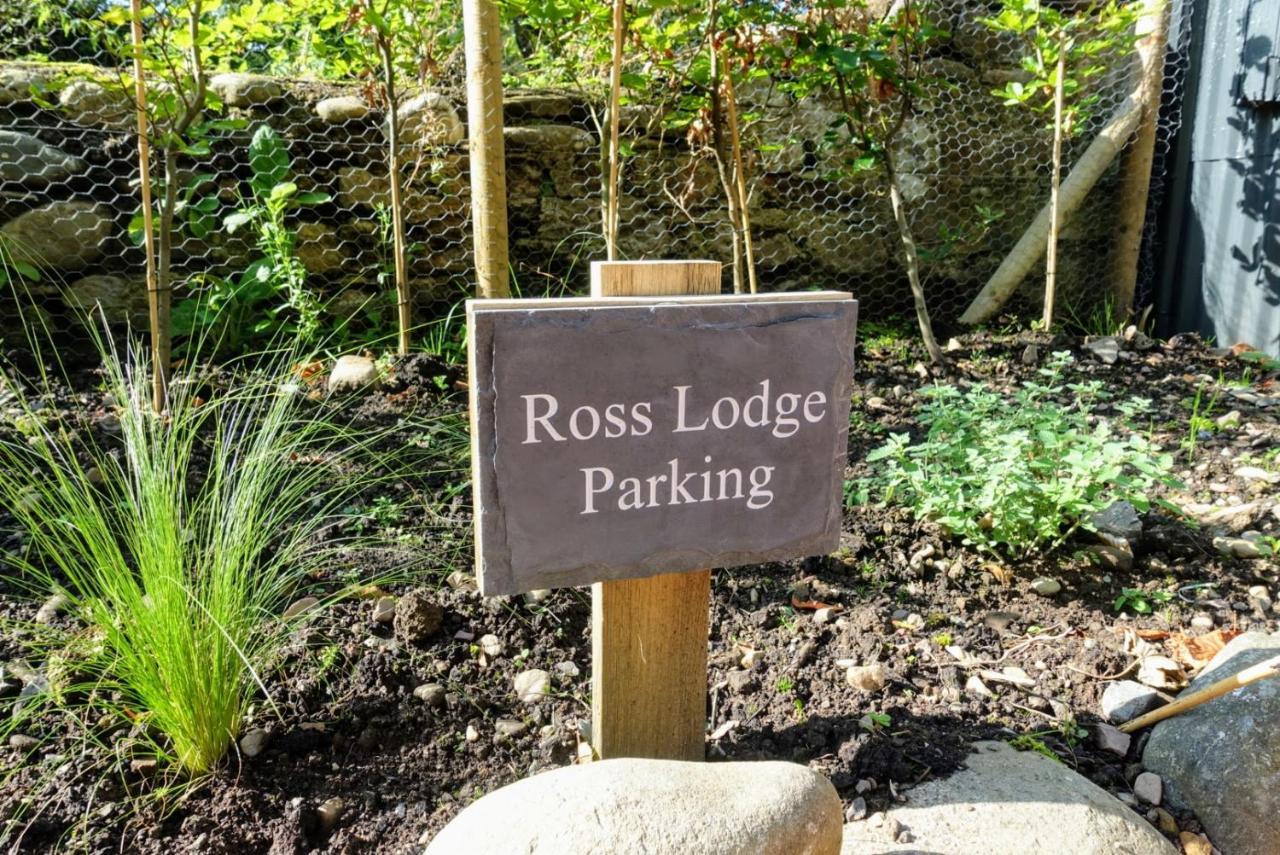 Ross Lodge Comrie Eksteriør billede
